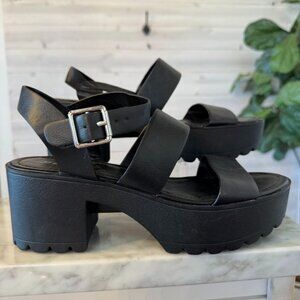 Black Platform Sandal